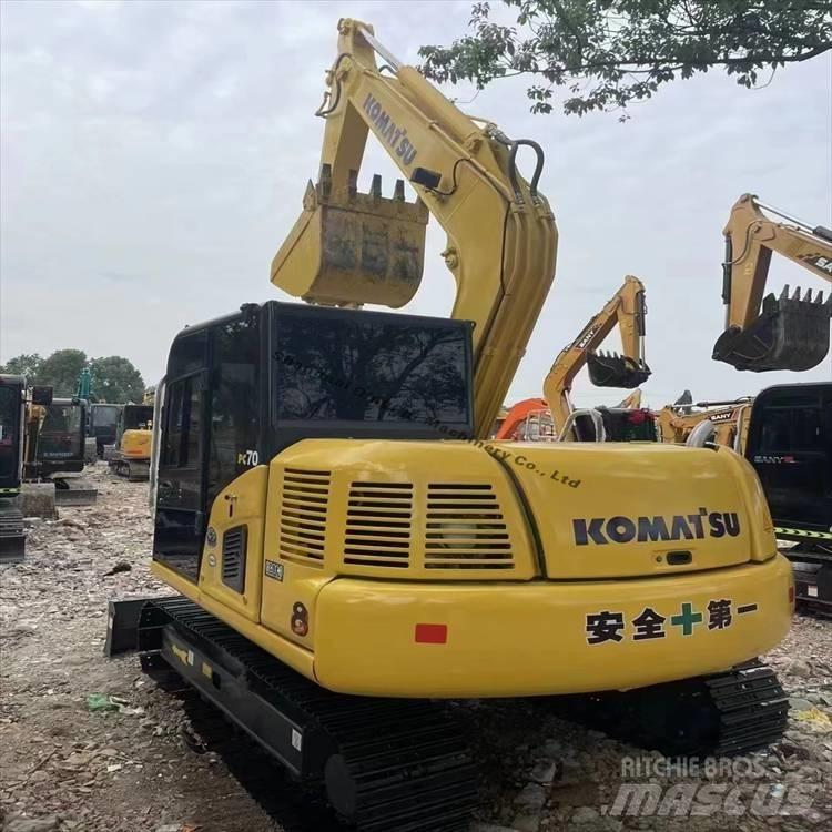 Komatsu 70-8 Pásové rýpadlá