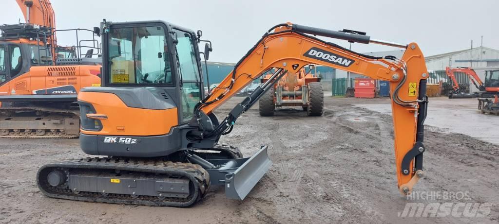 Doosan DX 50 Z Pásové rýpadlá
