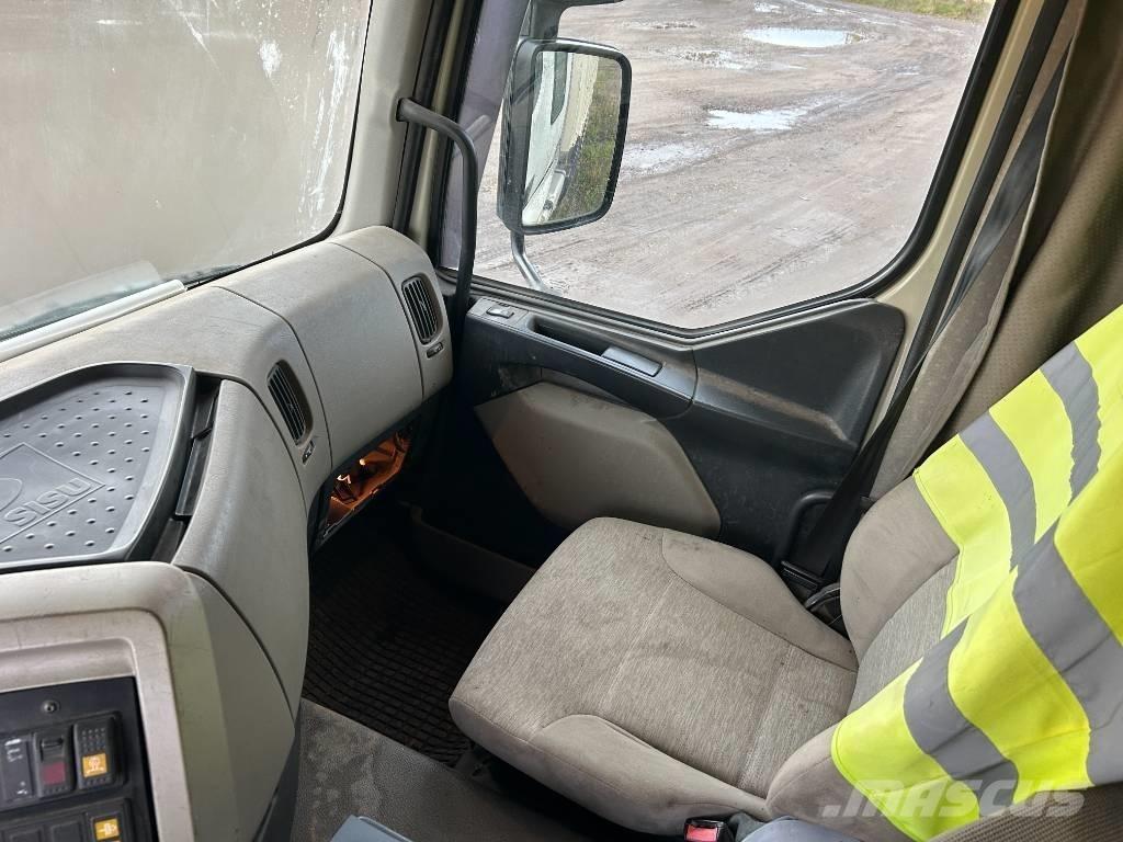 Sisu C600 Sklápače