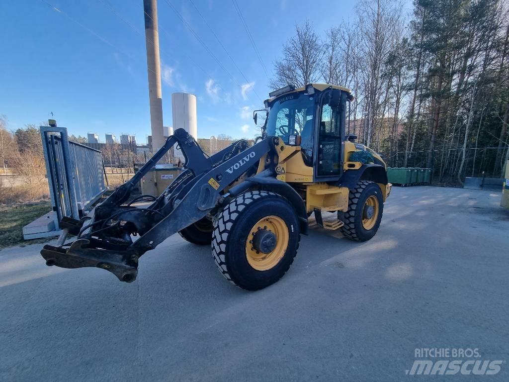 Volvo L45G Kolesové nakladače