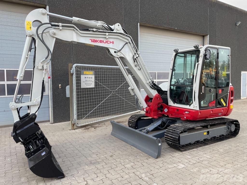 Takeuchi TB370 Mini rýpadlá < 7t