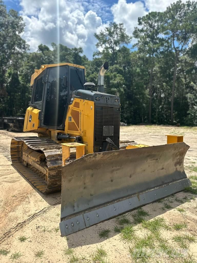 DEERE 650K Pásové dozéry