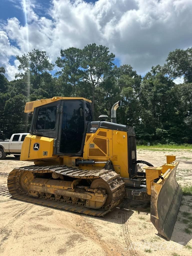 DEERE 650K Pásové dozéry