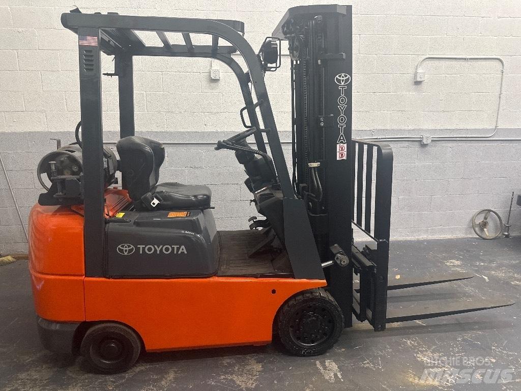 Toyota 7FGCSU20 Iné