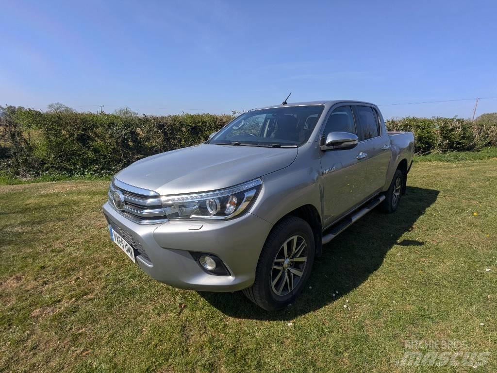 Toyota Hilux Nakladacia/sklápacia bočnica