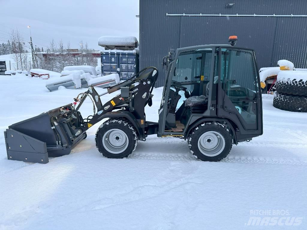 Weidemann 1260LP Kompaktné traktory