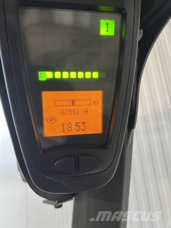 Linde E18L-02 Akumulátorové vozíky