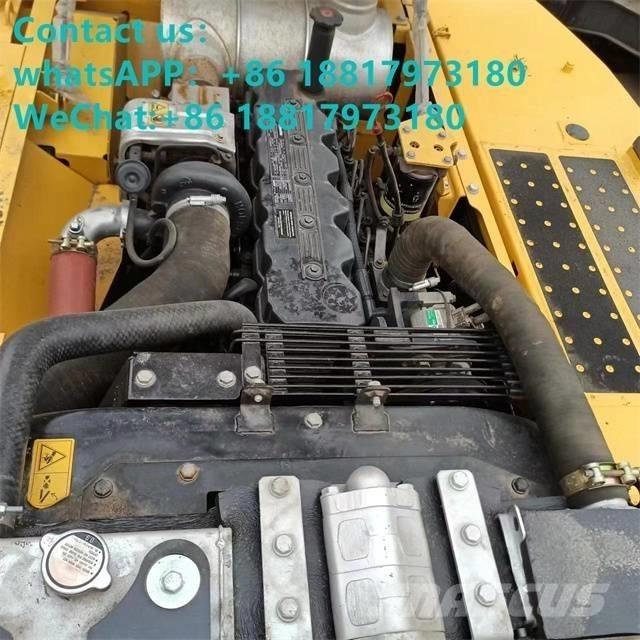 Komatsu PC 220-8 Pásové rýpadlá