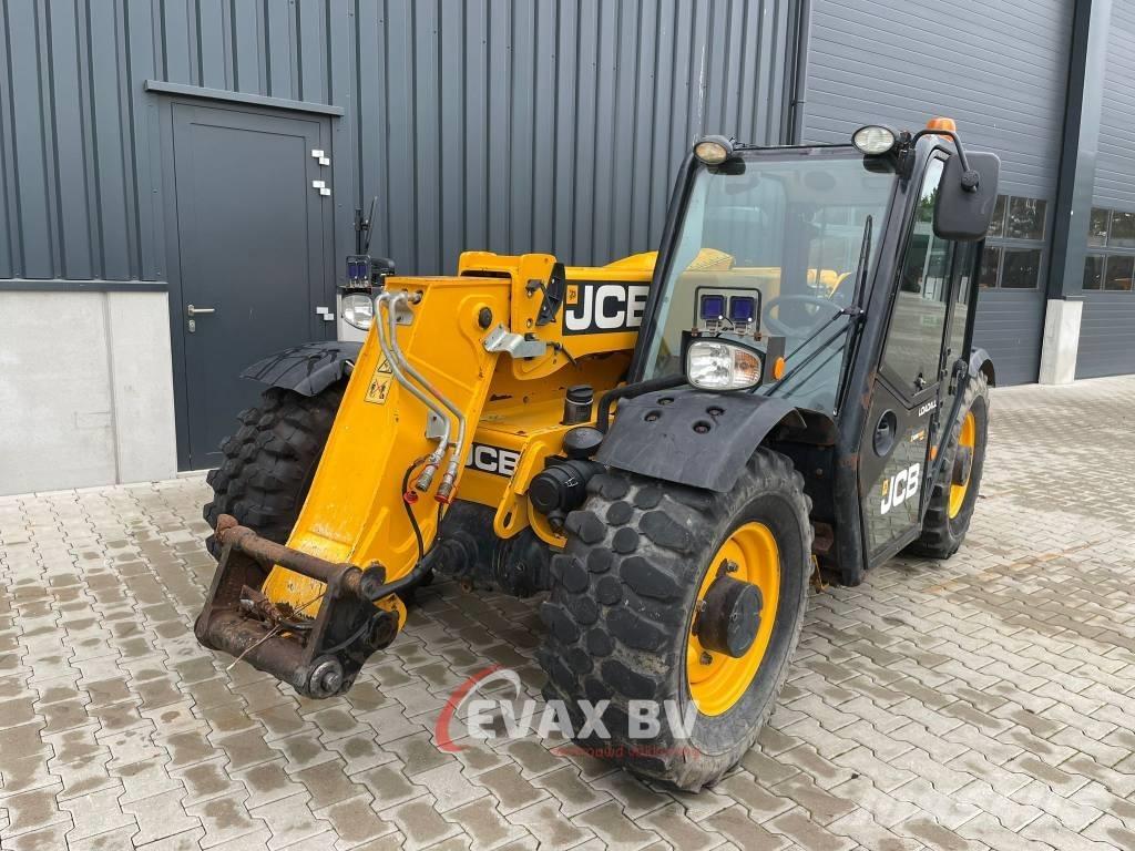 JCB 527-58 AgriPlus Teleskopické nakladače pre poľnohospodárstvo