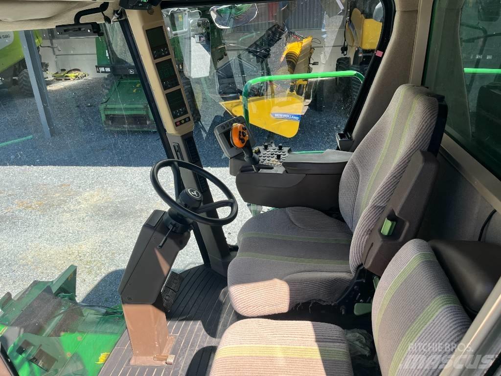 New Holland CX 6090 Kombinované zberacie stroje