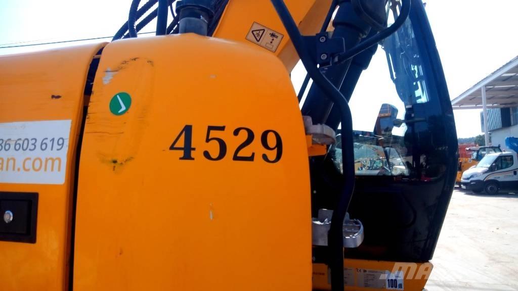 JCB JZ 140 D Pásové rýpadlá