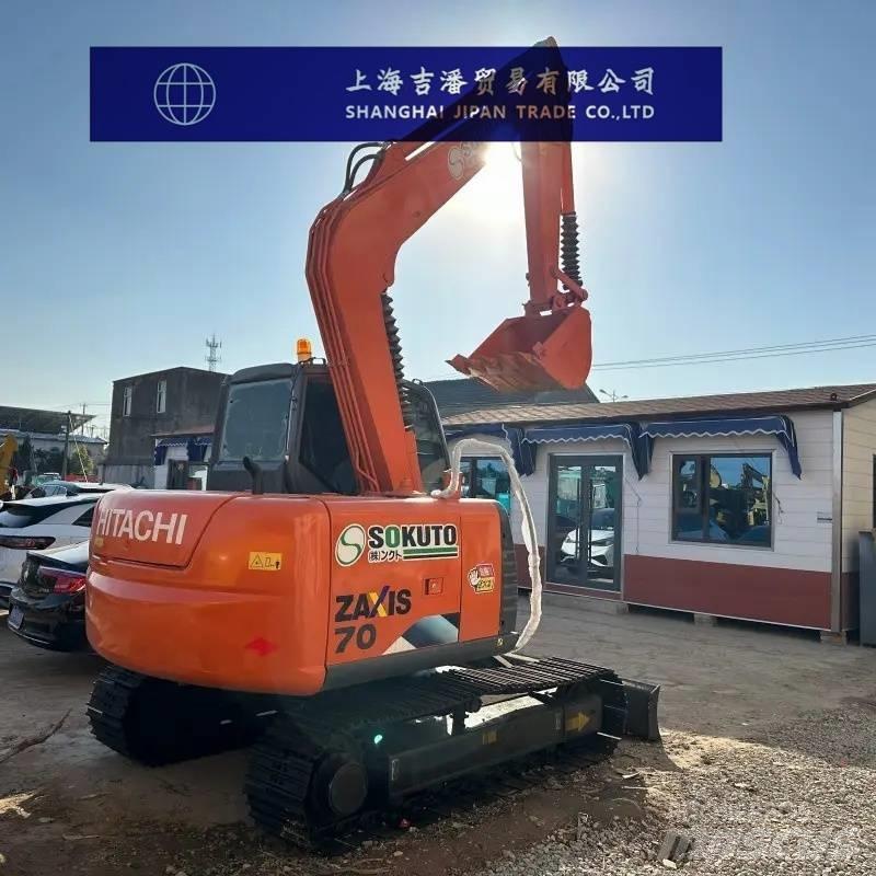 Hitachi ZX 70 Pásové rýpadlá