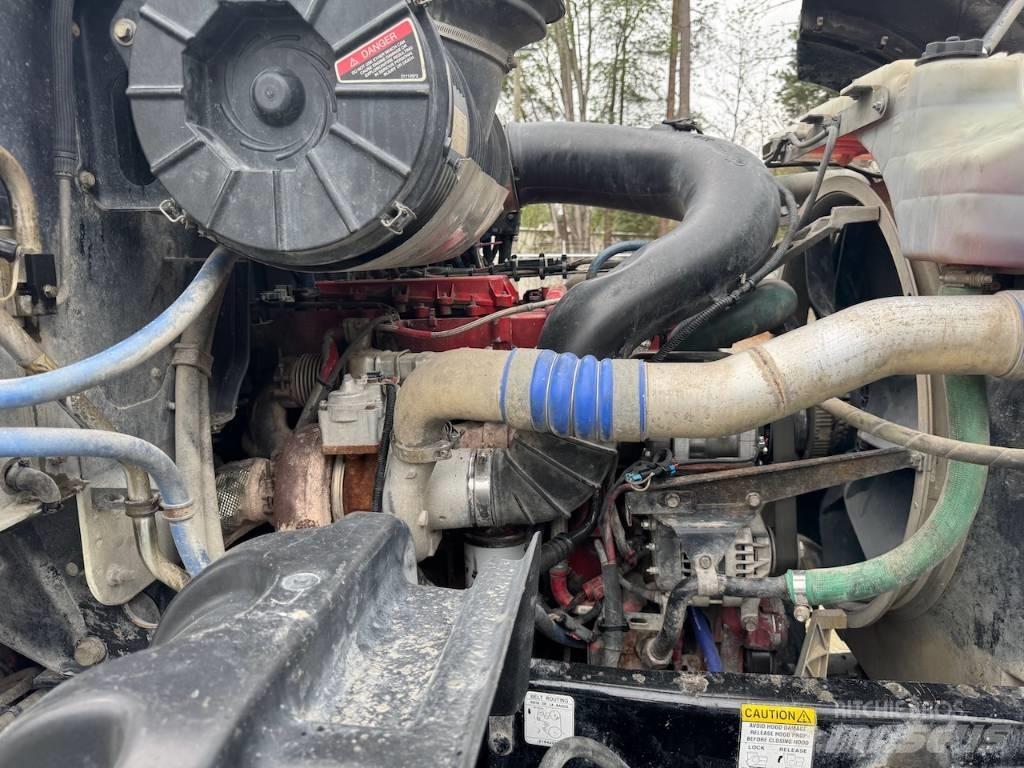 Mack GU433 Sklápače