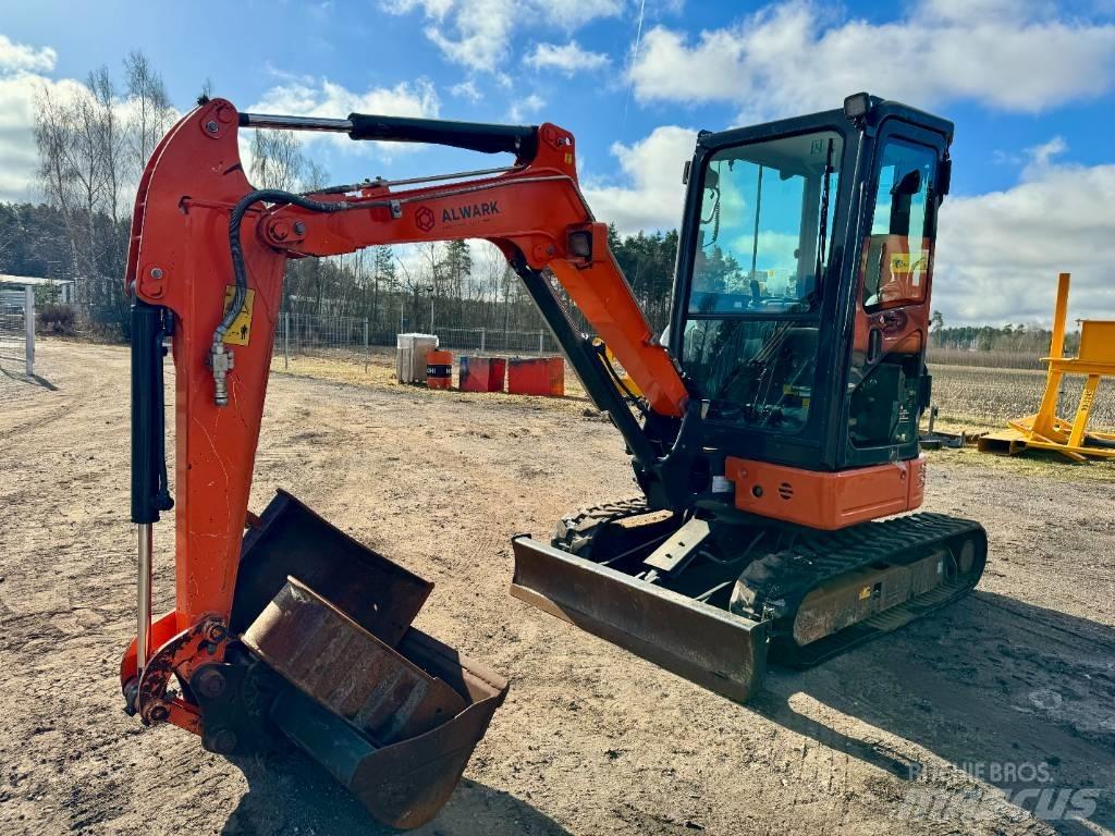 Hitachi ZX 26 U-6 Mini rýpadlá < 7t