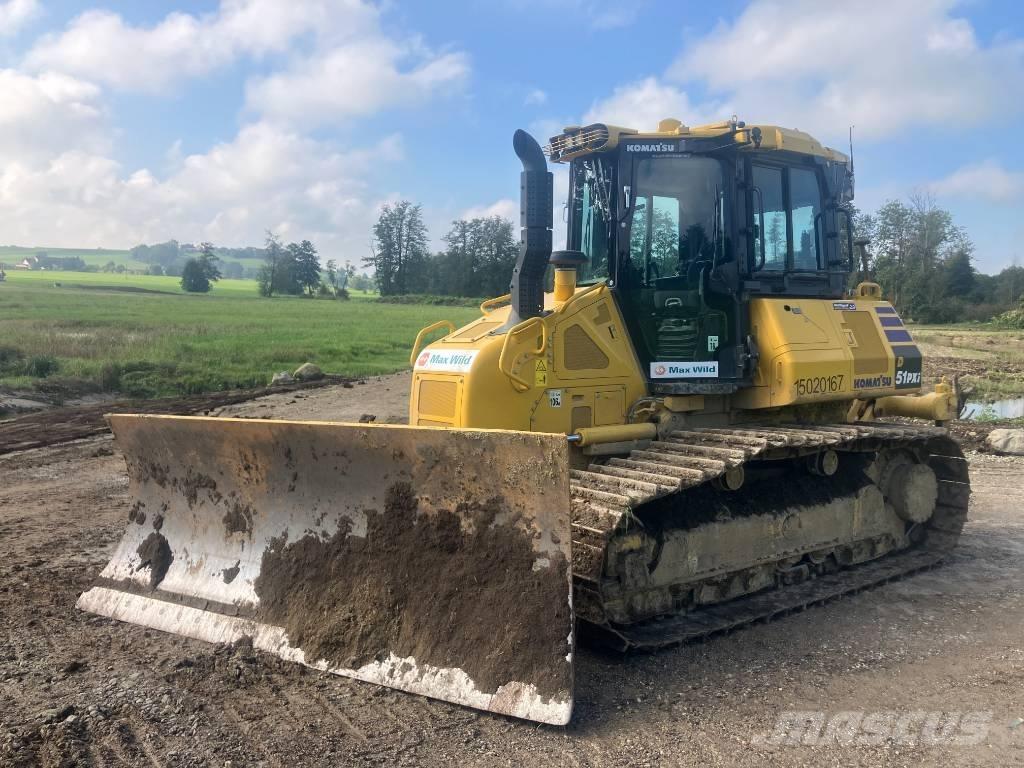 Komatsu D51PXi - 24 Pásové dozéry