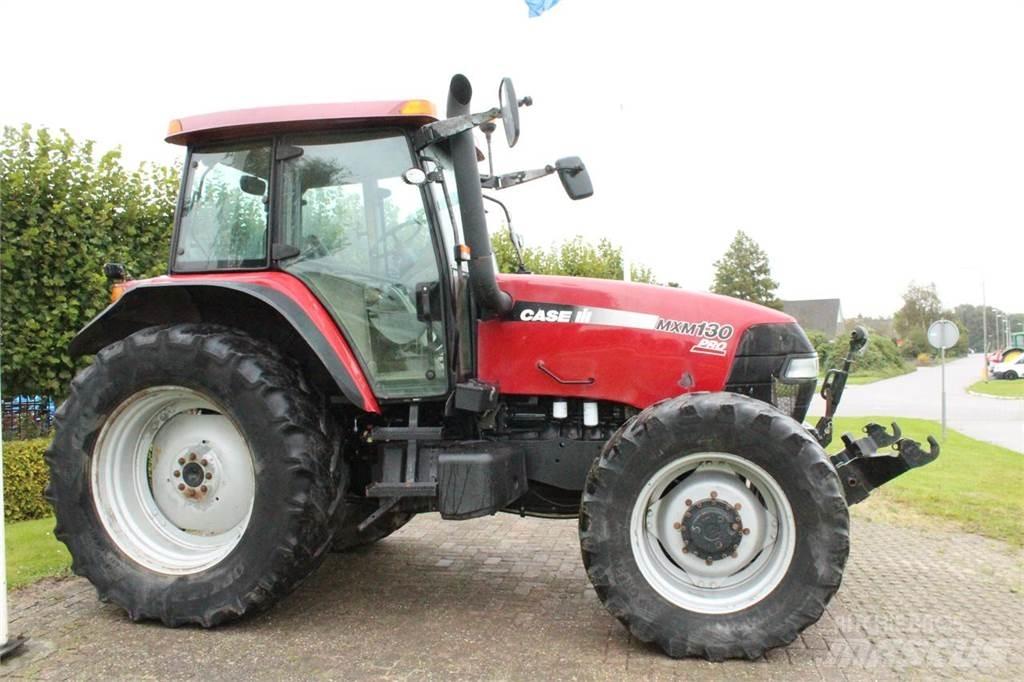 Case IH MXM130 Traktory