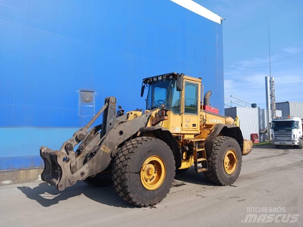 Volvo L 120 E Kolesové nakladače