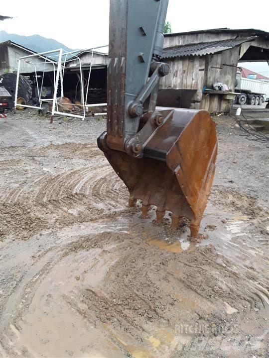 Volvo EC140BLCM Pásové rýpadlá