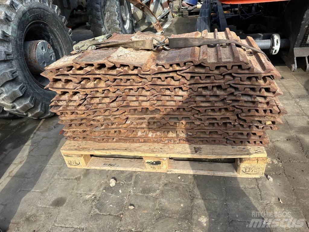 Doosan DX 255 NLC Pásové rýpadlá