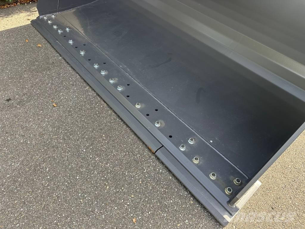 Volvo L90H bucket Lopaty