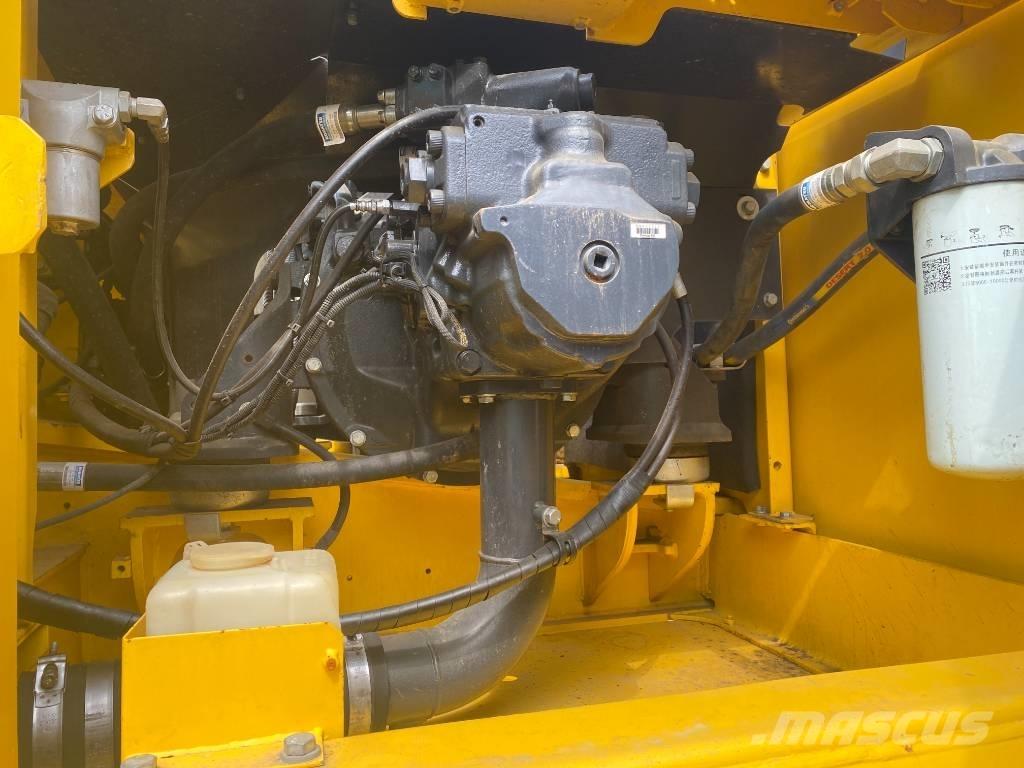 Komatsu PC 350-8MO Pásové rýpadlá