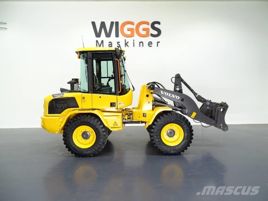 Volvo L35HT Kolesové nakladače