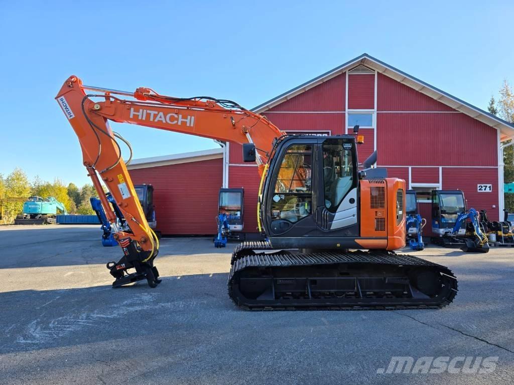 Hitachi ZX 135 US-6 Pásové rýpadlá