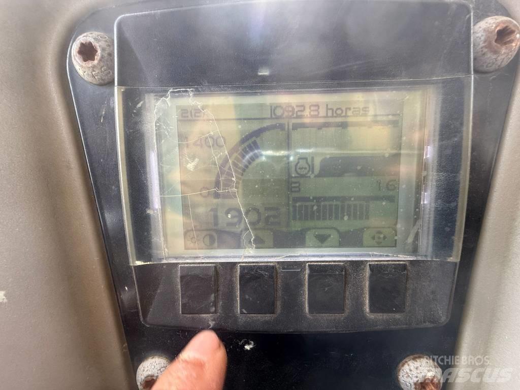 CAT CB 24 B, CB24 Tandemové valce