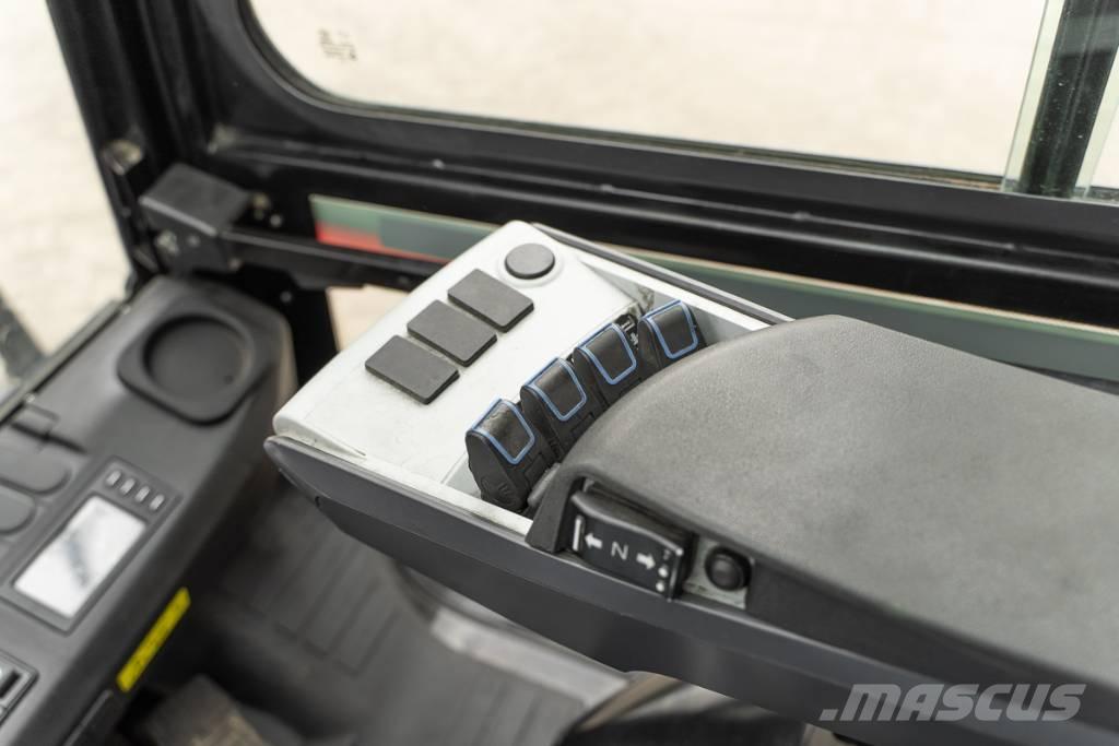Manitou MI 35 D Dieselové vozíky