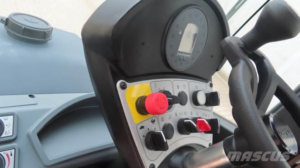 Bomag BW11 RH-5 Pneumatikové valce