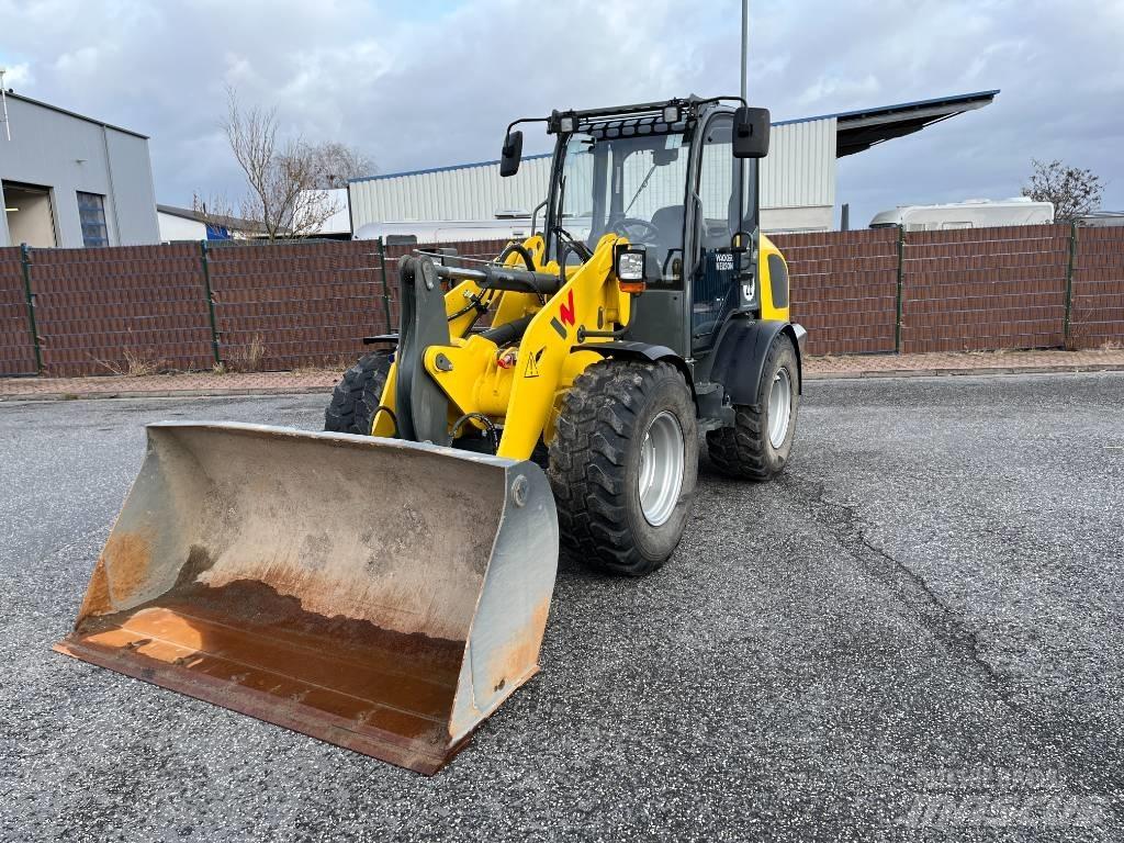 Wacker Neuson WL 44 Kolesové nakladače