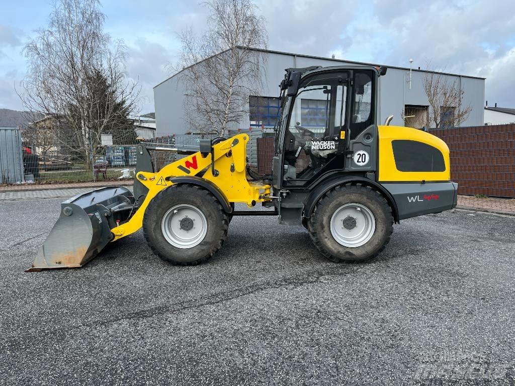 Wacker Neuson WL 44 Kolesové nakladače