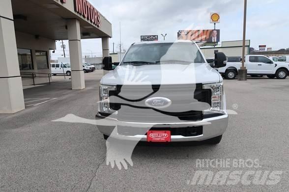 Ford F250 SD Stavebníctvo - ostatné