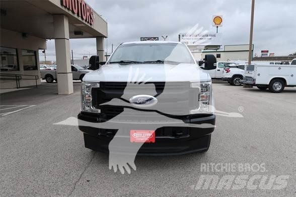 Ford F250 SD Stavebníctvo - ostatné