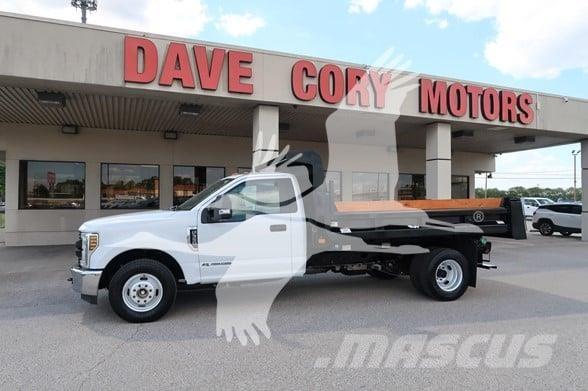 Ford F350 SD Sklápače