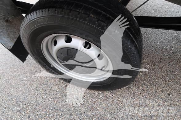 Ford TRANSIT Plošinové nákladné automobily/nákladné automobily so sklápacími bočnicami