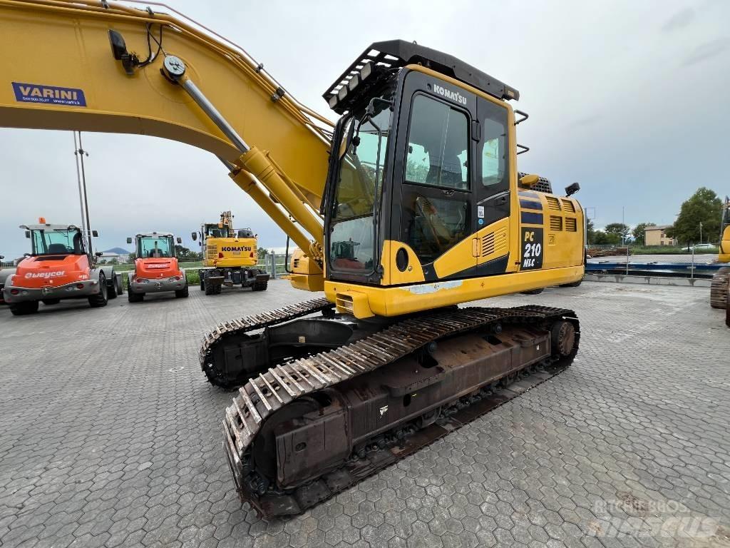 Komatsu PC210NLC-11 Pásové rýpadlá