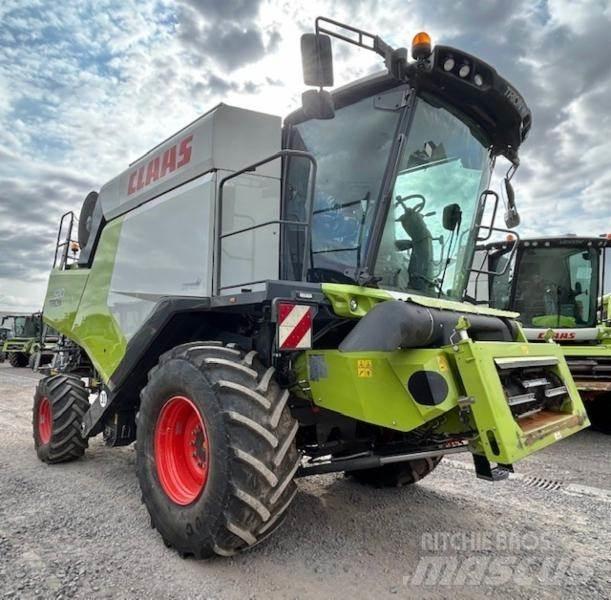 CLAAS TRION 520 Kombinované zberacie stroje