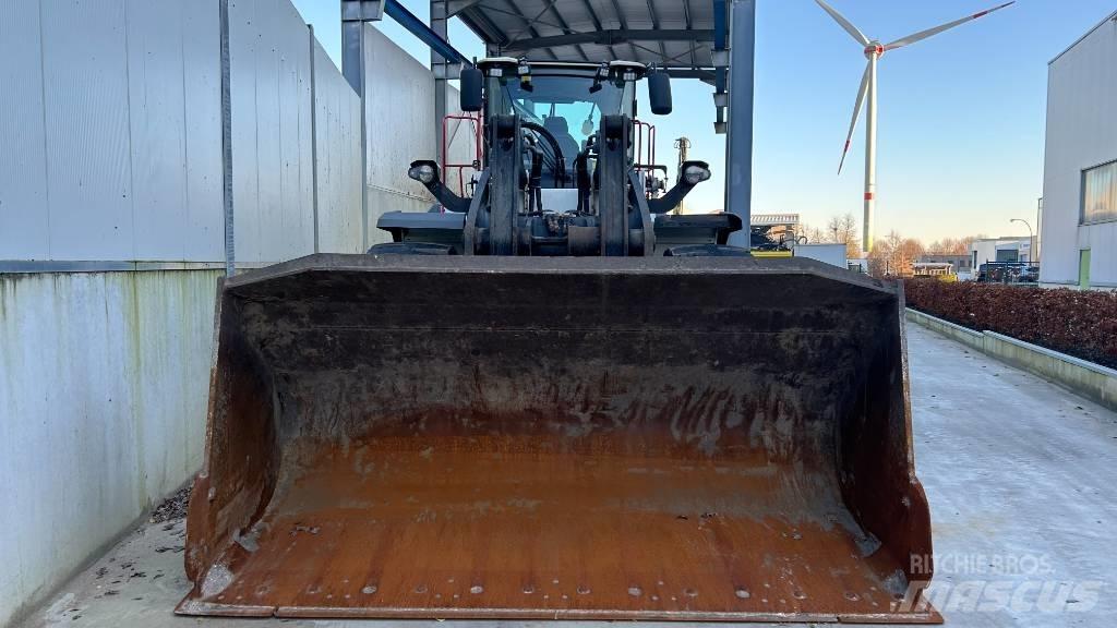 Hidromek HMK 640 WL Kolesové dozéry