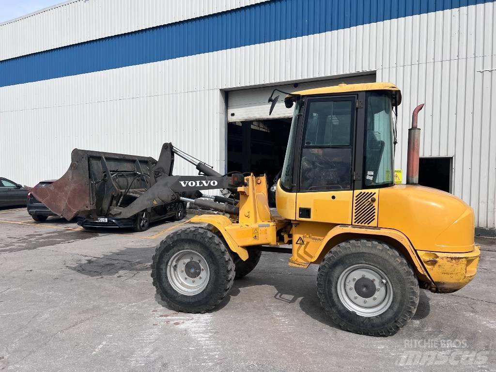 Volvo L 30 B Kolesové nakladače