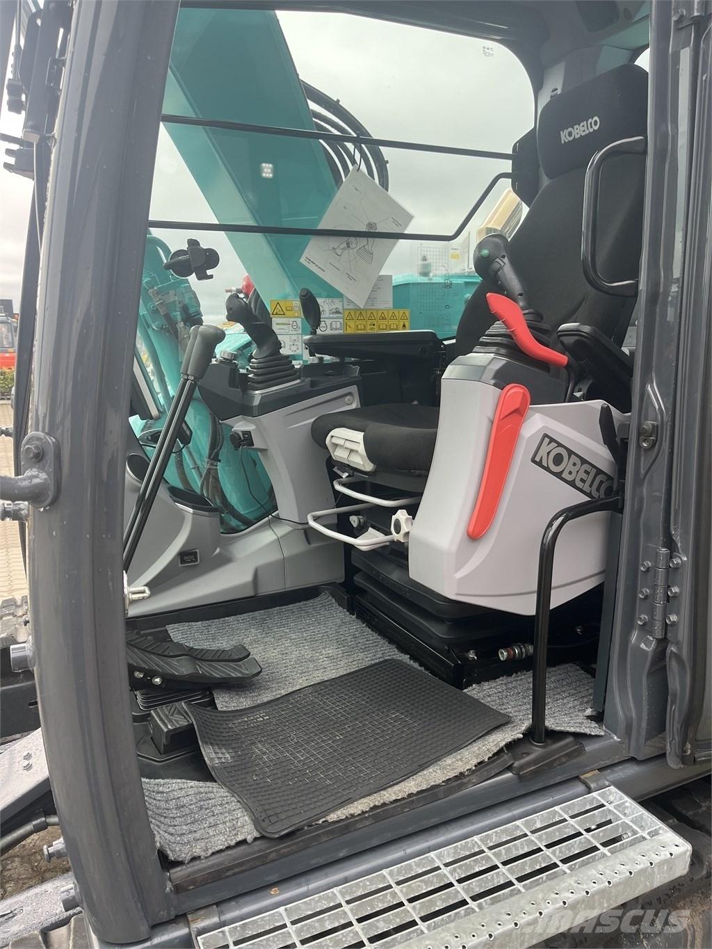 Kobelco SK 75 SR Midi rýpadlá 7 t - 12 t