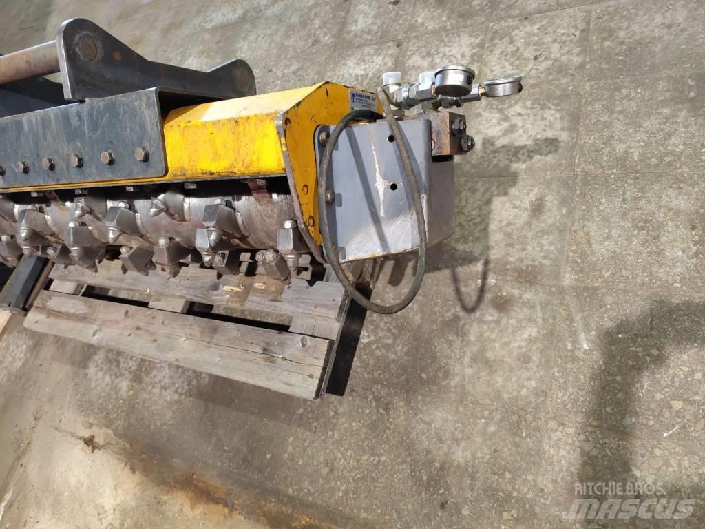  MeriCrusher MC4-140 Frézy na pne