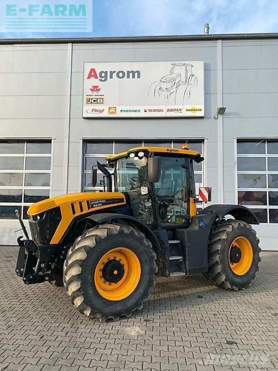 JCB 4220 fatsrac Traktory