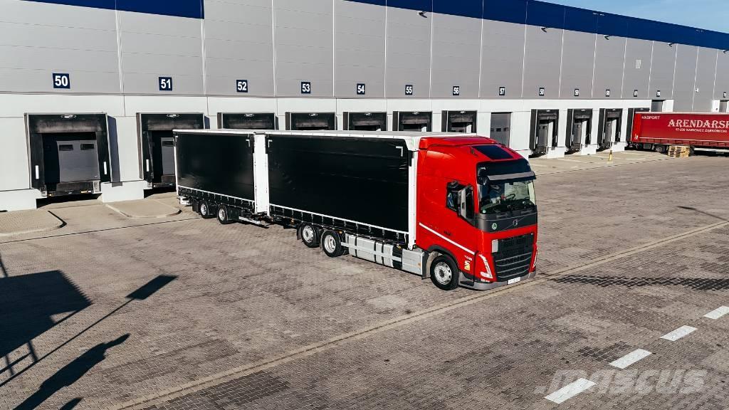 Volvo FH Nákladné vozidlá s bočnou zhrnovacou plachtou