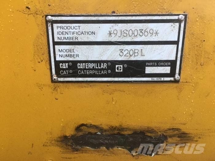 CAT 320 B L Pásové rýpadlá