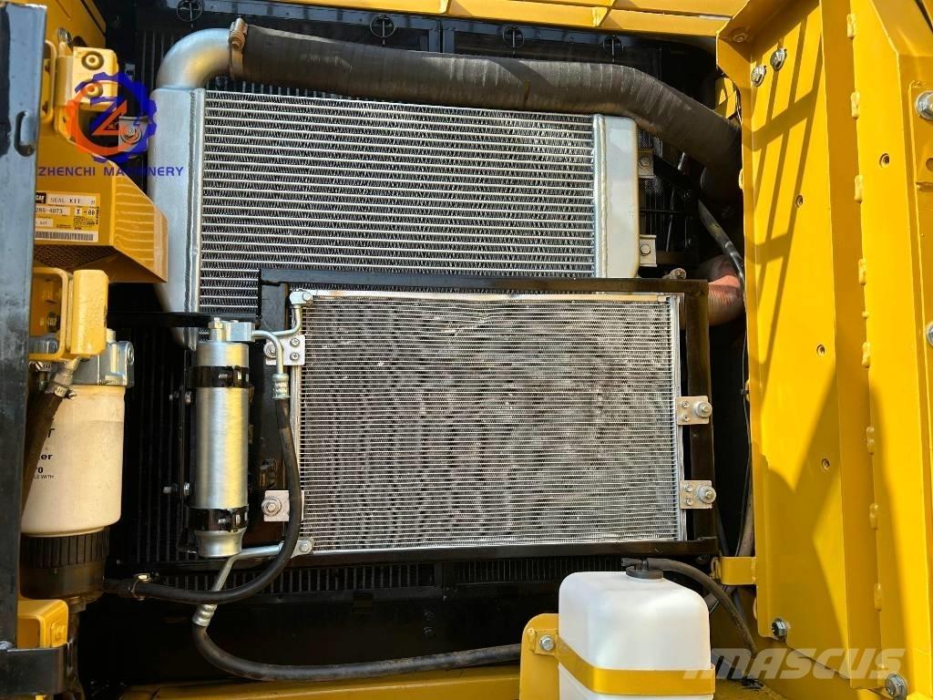 CAT 320 D2 Pásové rýpadlá