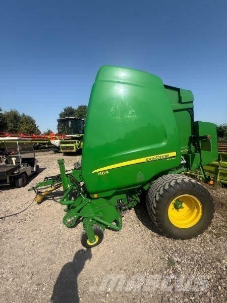 John Deere 864 Lisy na okrúhle balíky