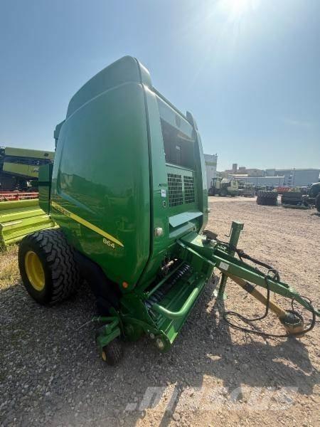 John Deere 864 Lisy na okrúhle balíky