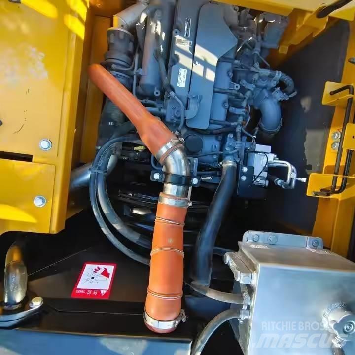 Sany SY125c Pásové rýpadlá