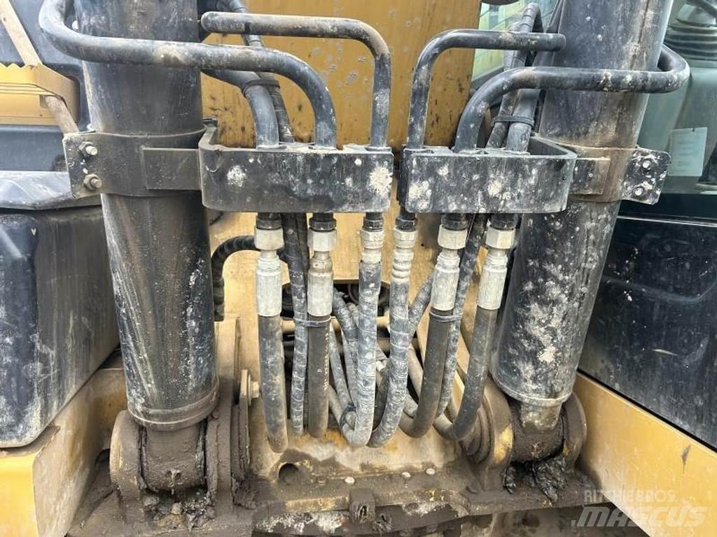 CAT 320EL Špeciálne bagre